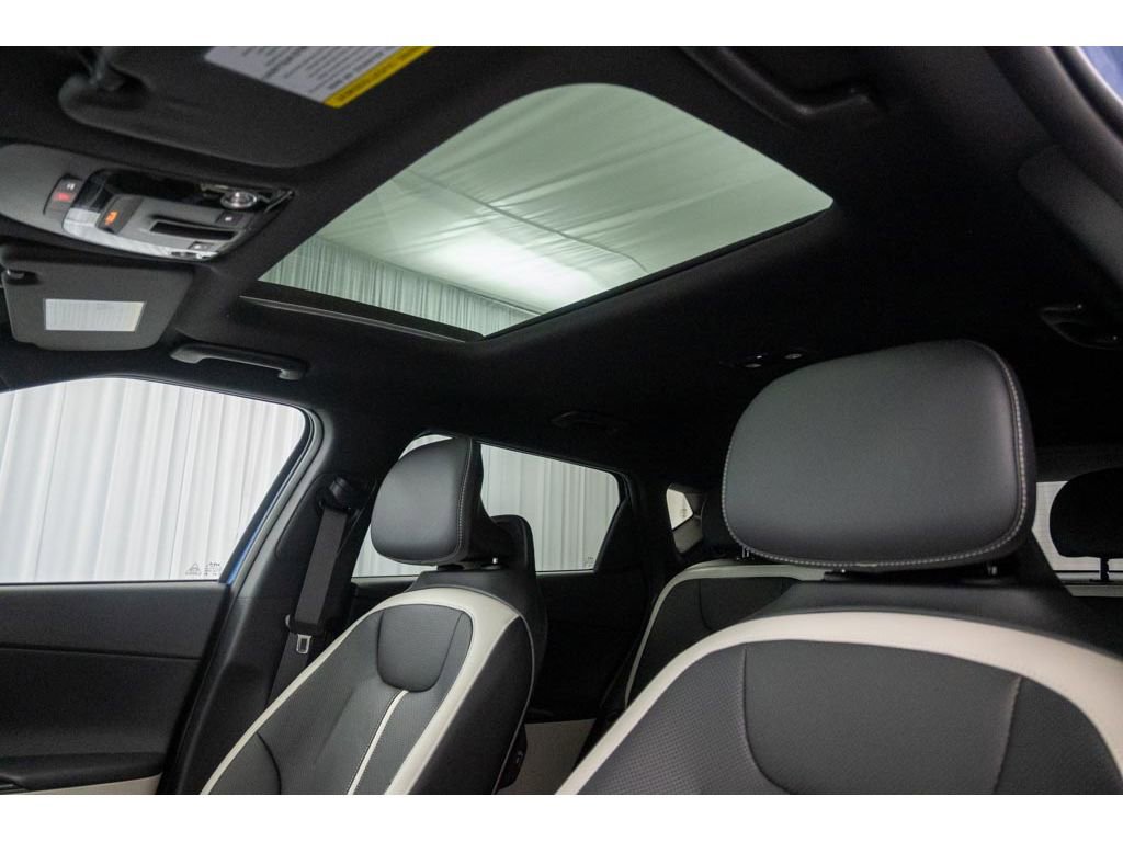 New 2025 Kia EV6 GT-Line image 17