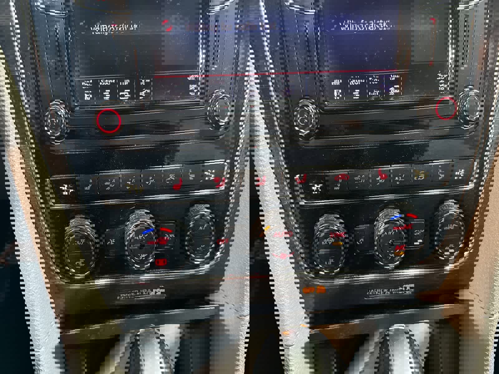 Used 2016 Volkswagen Passat 1.8T SE w/ Lighting Package image 24