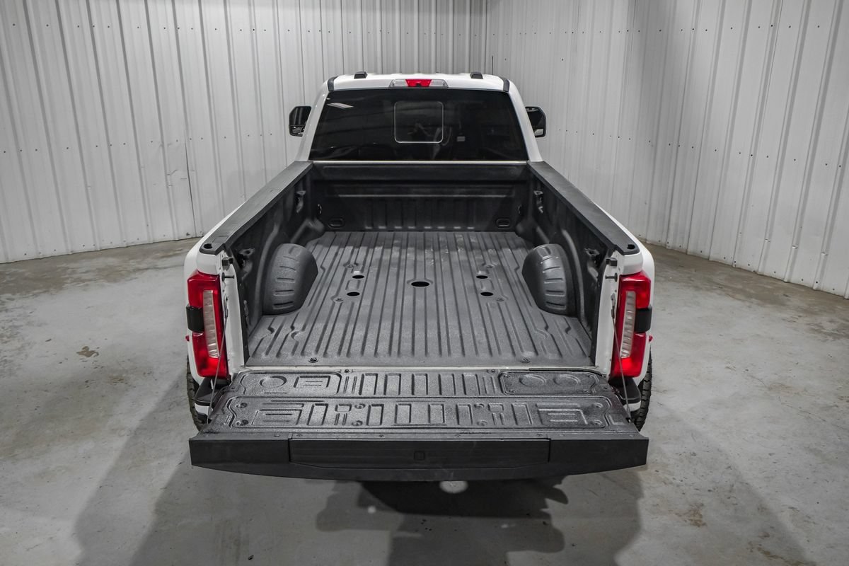 Used 2023 Ford F350 Lariat w/ Lariat Ultimate Package AWD/4WD image 59