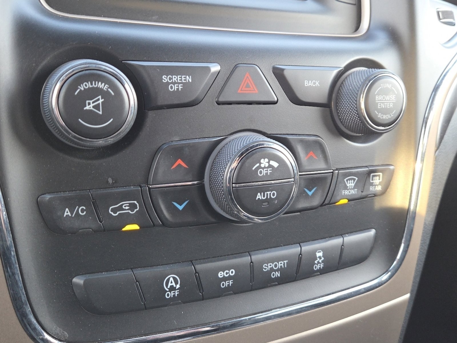 Used 2016 Jeep Grand Cherokee Laredo w/ Quick Order Package 23E image 28