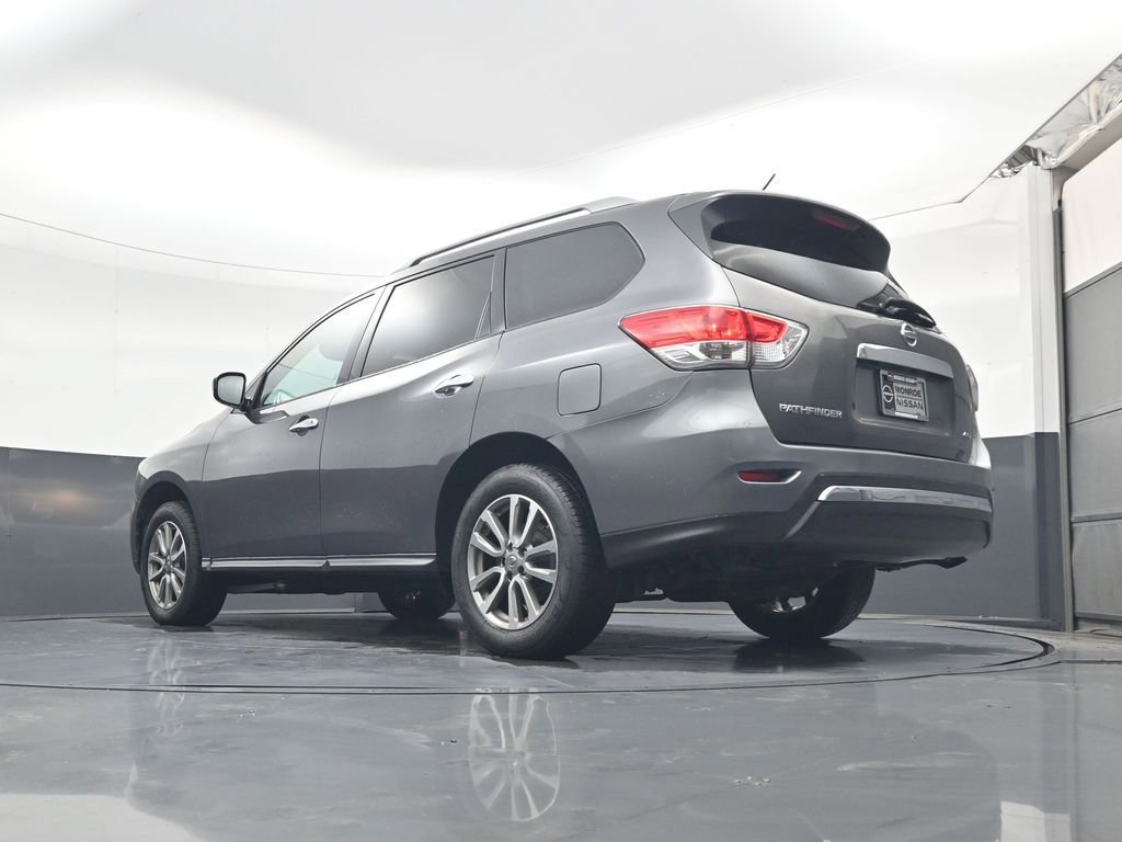 Used 2016 Nissan Pathfinder S image 21