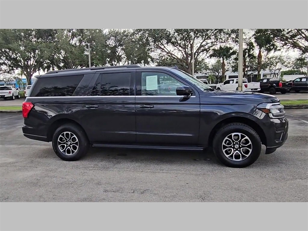 Used 2024 Ford Expedition Max XLT image 41