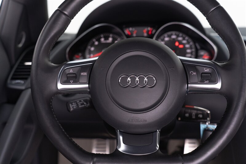Used 2011 Audi R8 V8 AWD/4WD image 94