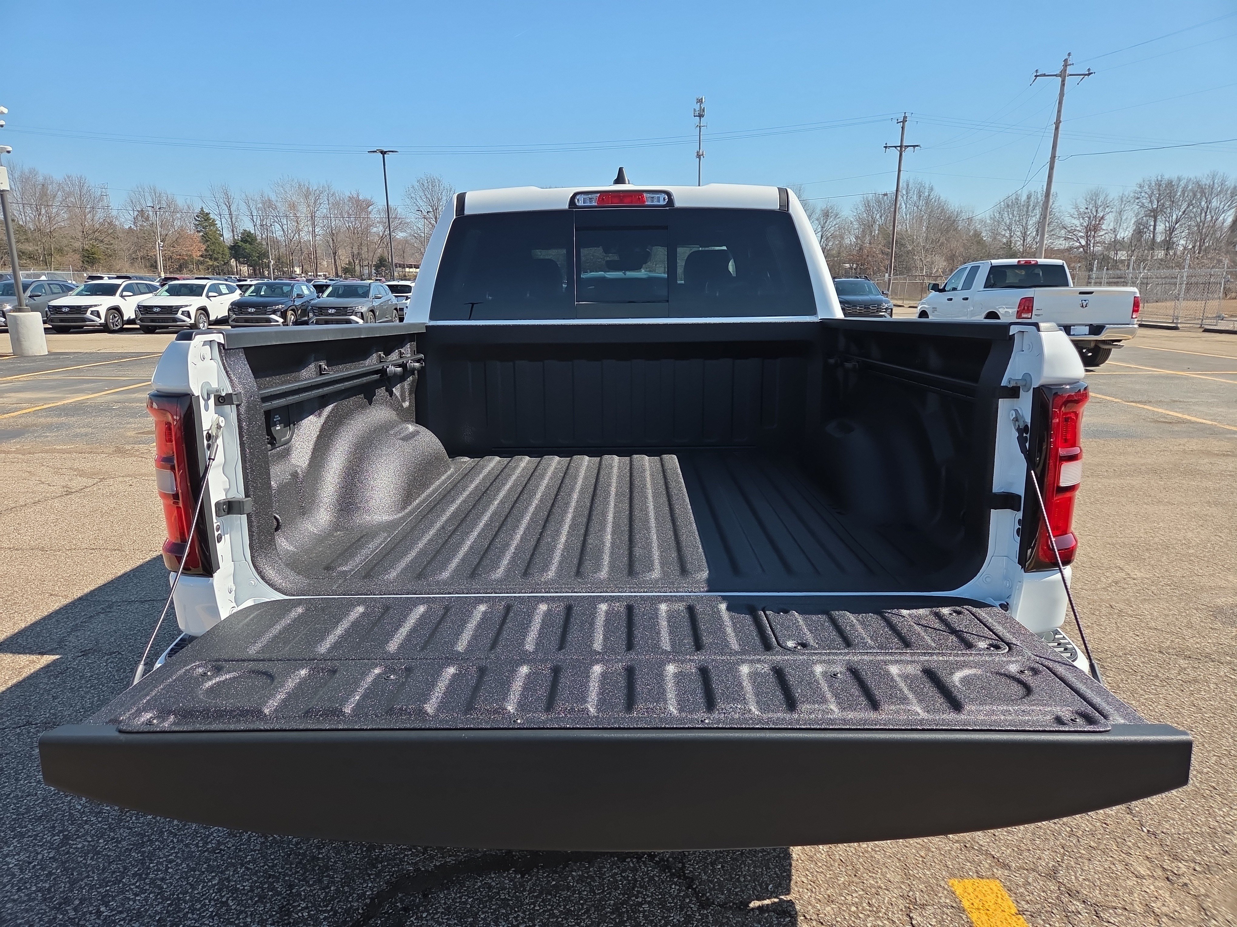 New 2026 RAM 1500 Laramie w/ Night Edition AWD/4WD image 8