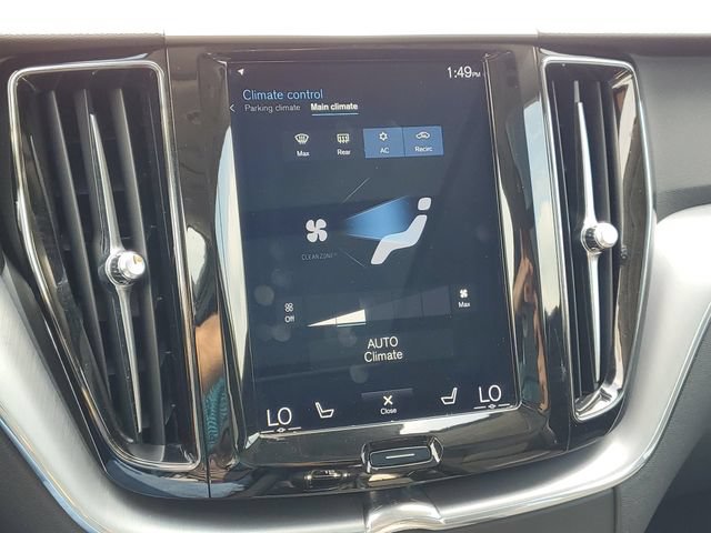 Used 2018 Volvo XC60 T6 Momentum w/ Convenience Package AWD/4WD image 27