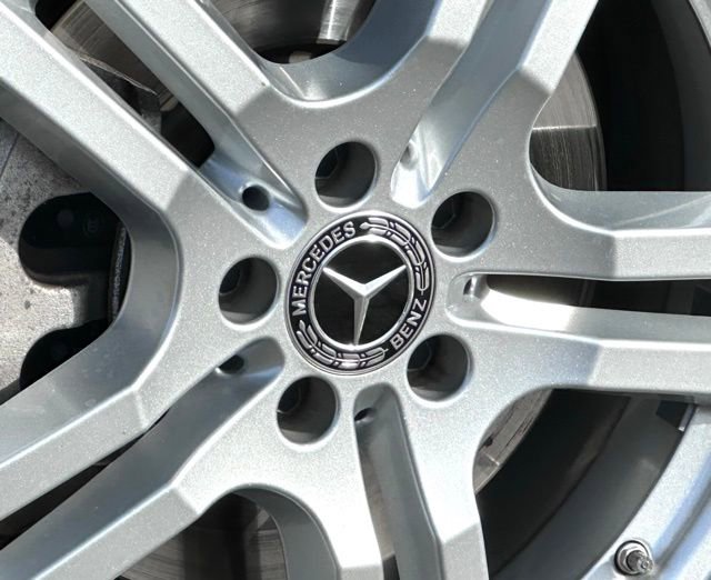 Used 2022 Mercedes-Benz GLB 250 4MATIC image 13