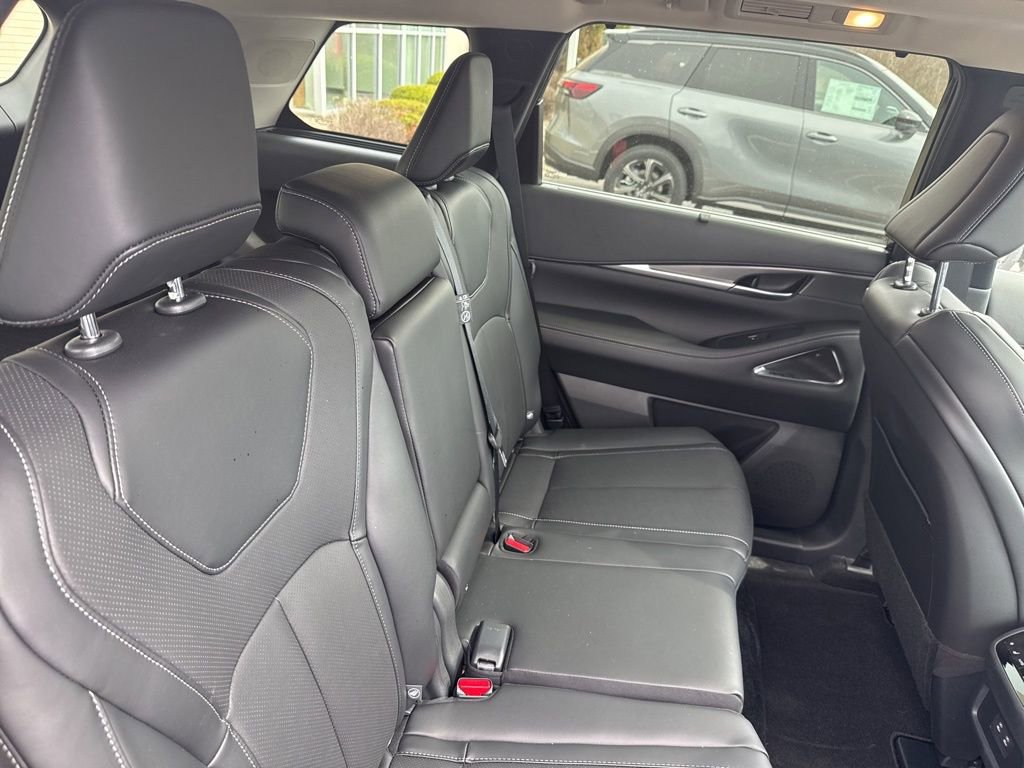 Certified 2026 INFINITI QX60 Luxe w/ Cargo Package image 26