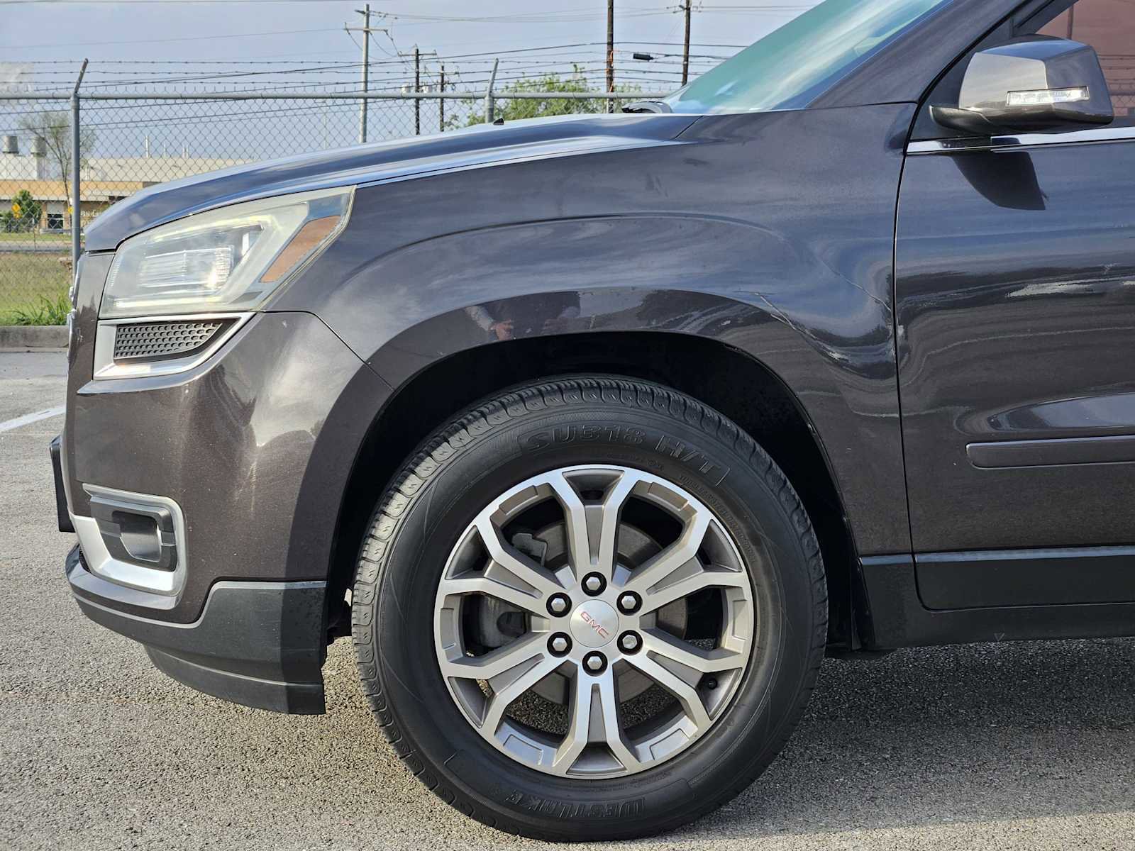 Used 2015 GMC Acadia SLT image 7