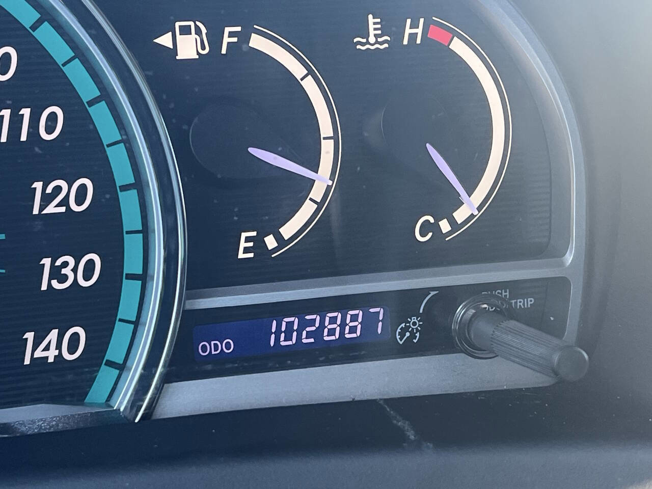 Used 2015 Toyota Venza XLE image 33