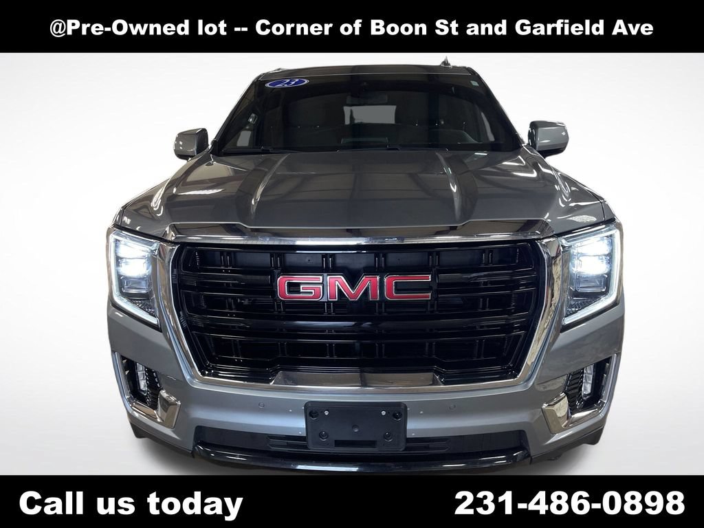 Used 2023 GMC Yukon XL SLE w/ Gmc Pro Safety Plus Package AWD/4WD image 8