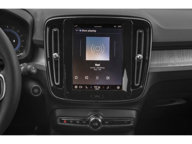 Used 2023 Volvo XC40 B5 Plus w/ Protection Package Premier AWD/4WD image 13