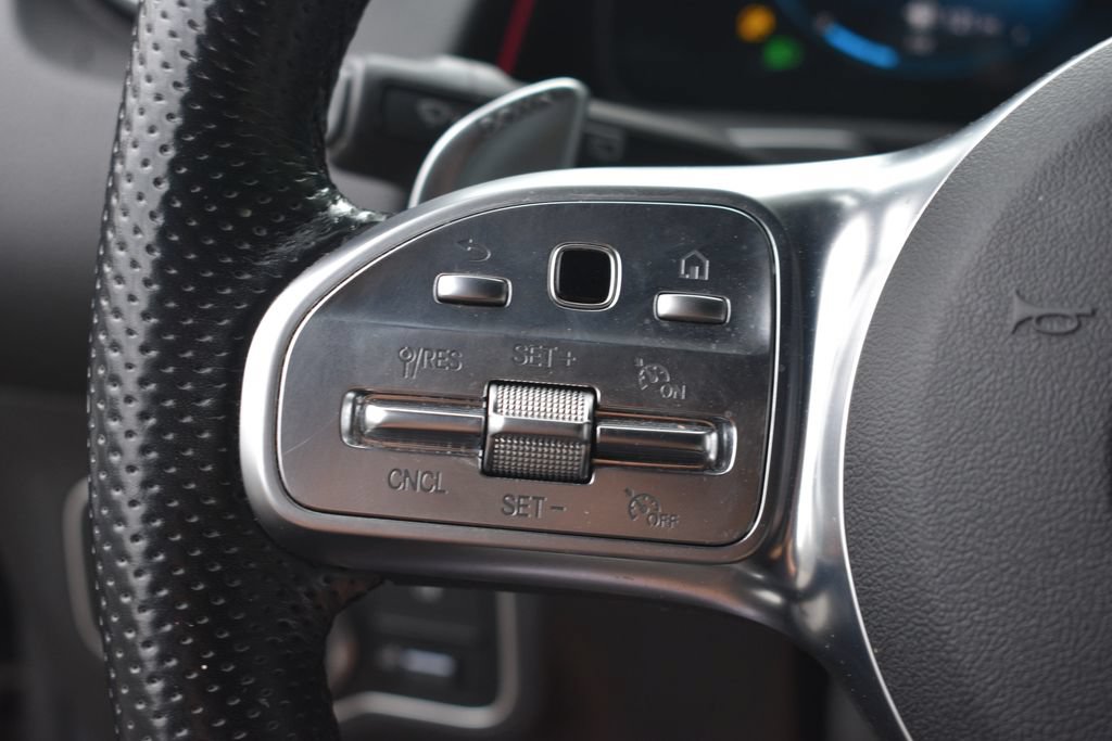 Used 2022 Mercedes-Benz GLB 35 AMG 4MATIC image 15