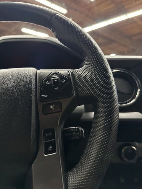 Used 2019 Toyota Tacoma TRD Sport image 14