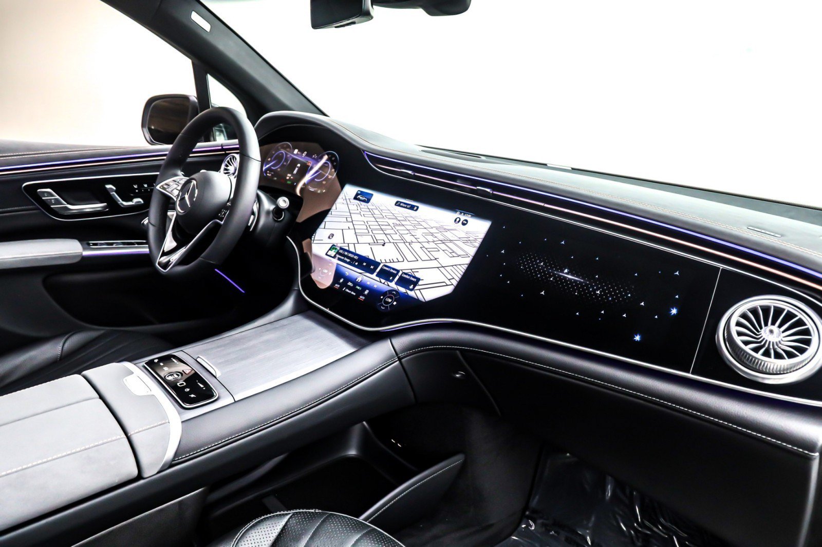 New 2026 Mercedes-Benz EQS 400 4MATIC SUV image 7