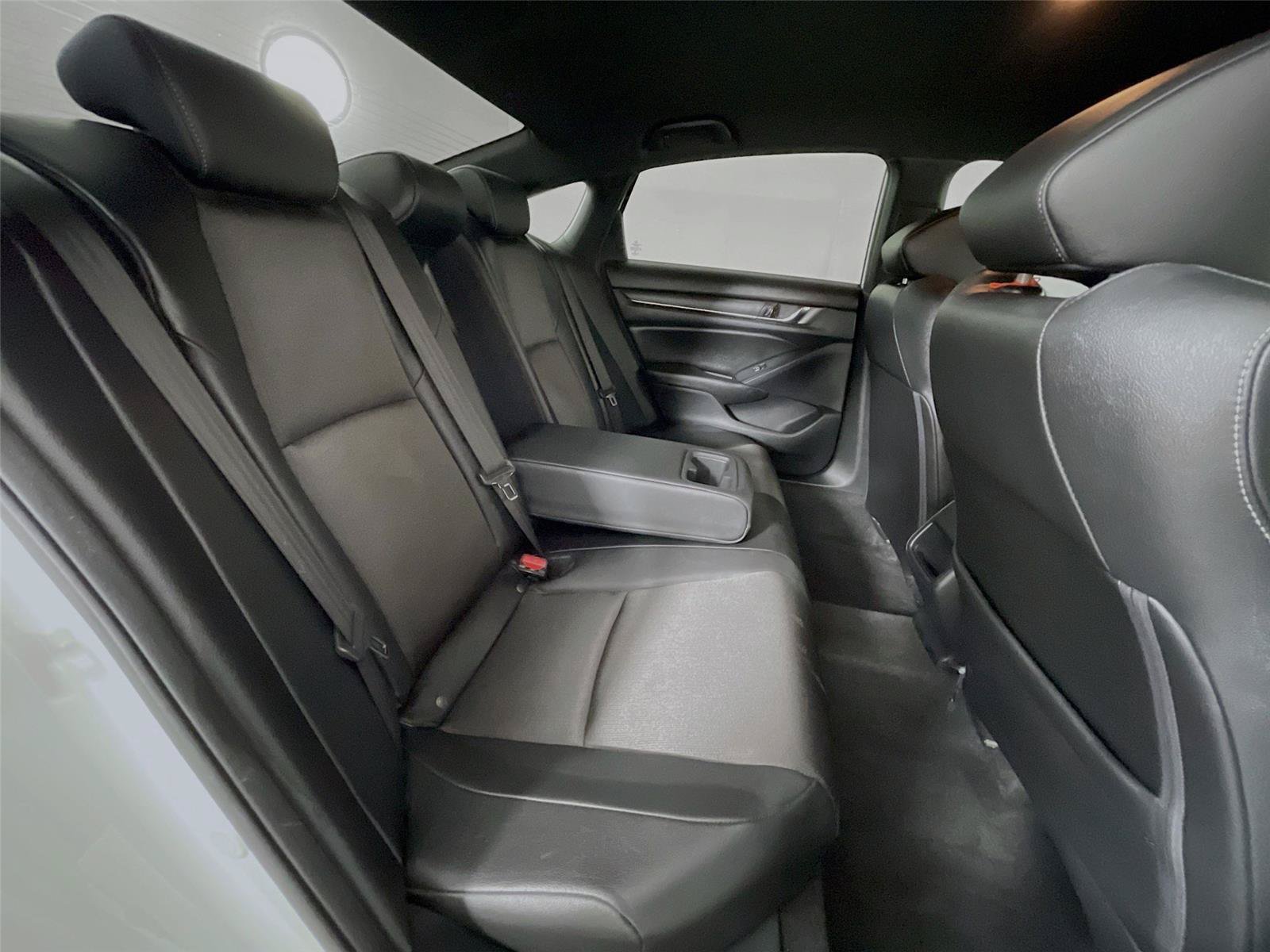 Used 2019 Honda Accord Sport image 28