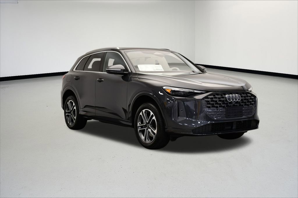 Used 2025 Audi Q5 Premium w/ Convenience Package image 7