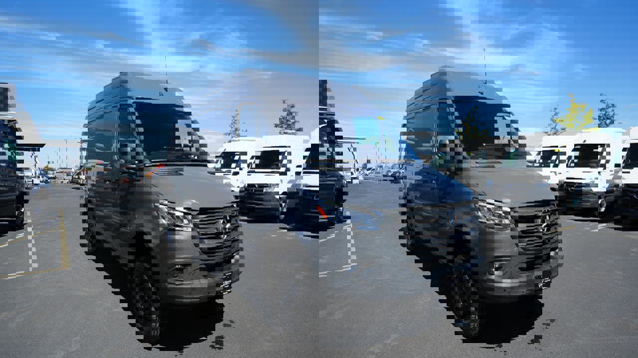 New 2025 Mercedes-Benz Sprinter 2500 image 3