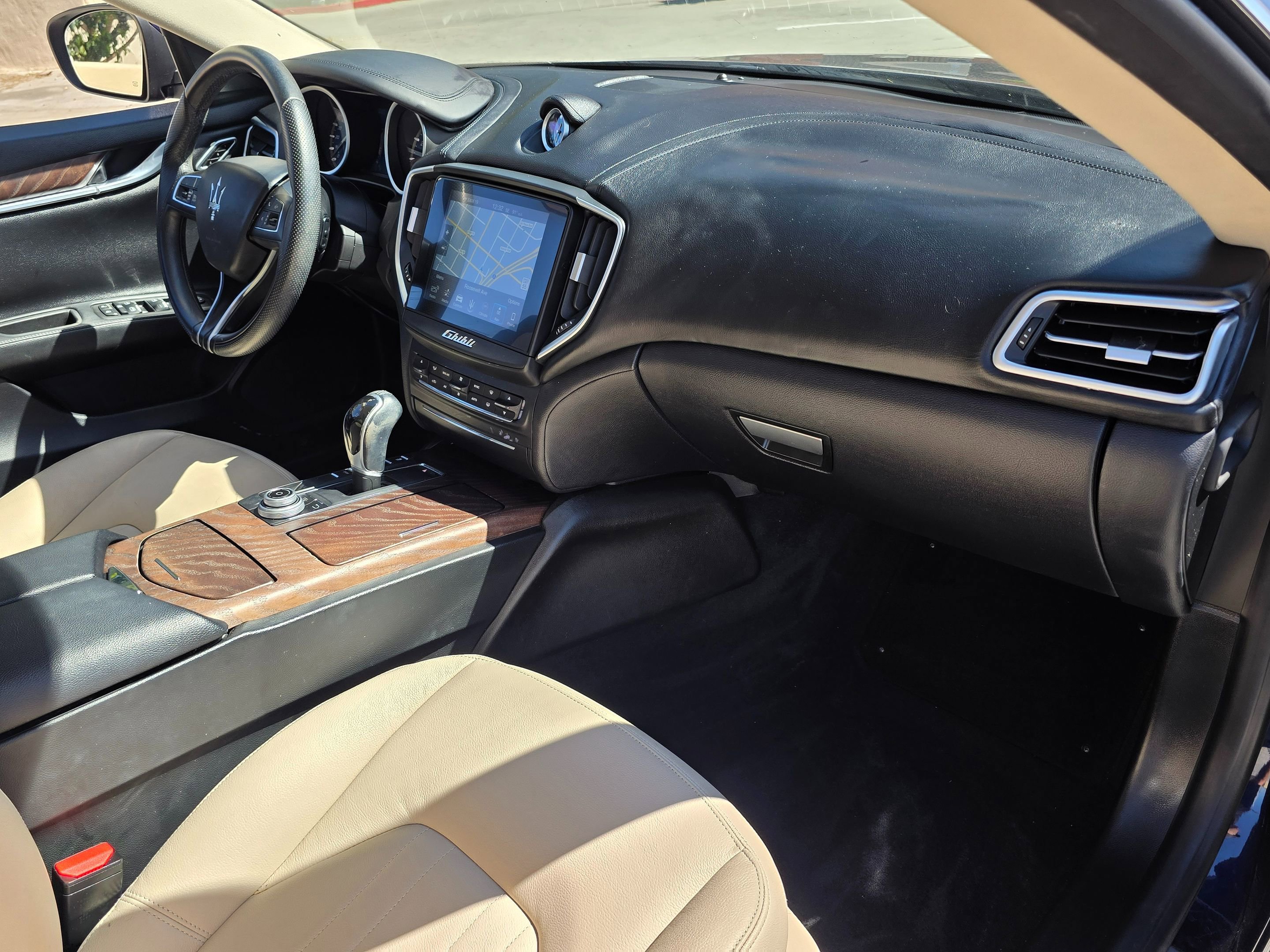 Used 2018 Maserati Ghibli image 8