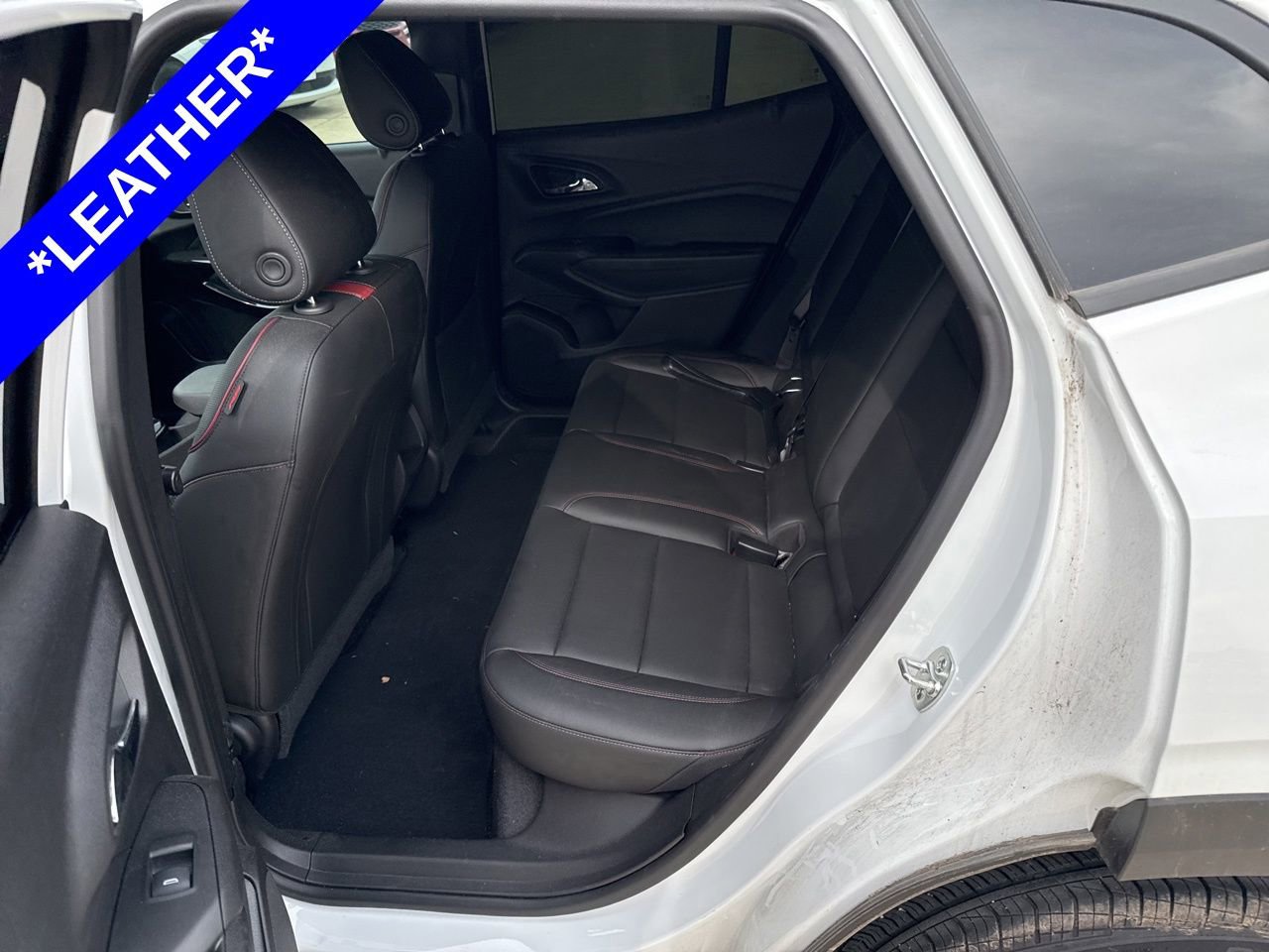 Used 2025 Chevrolet Trax RS image 6