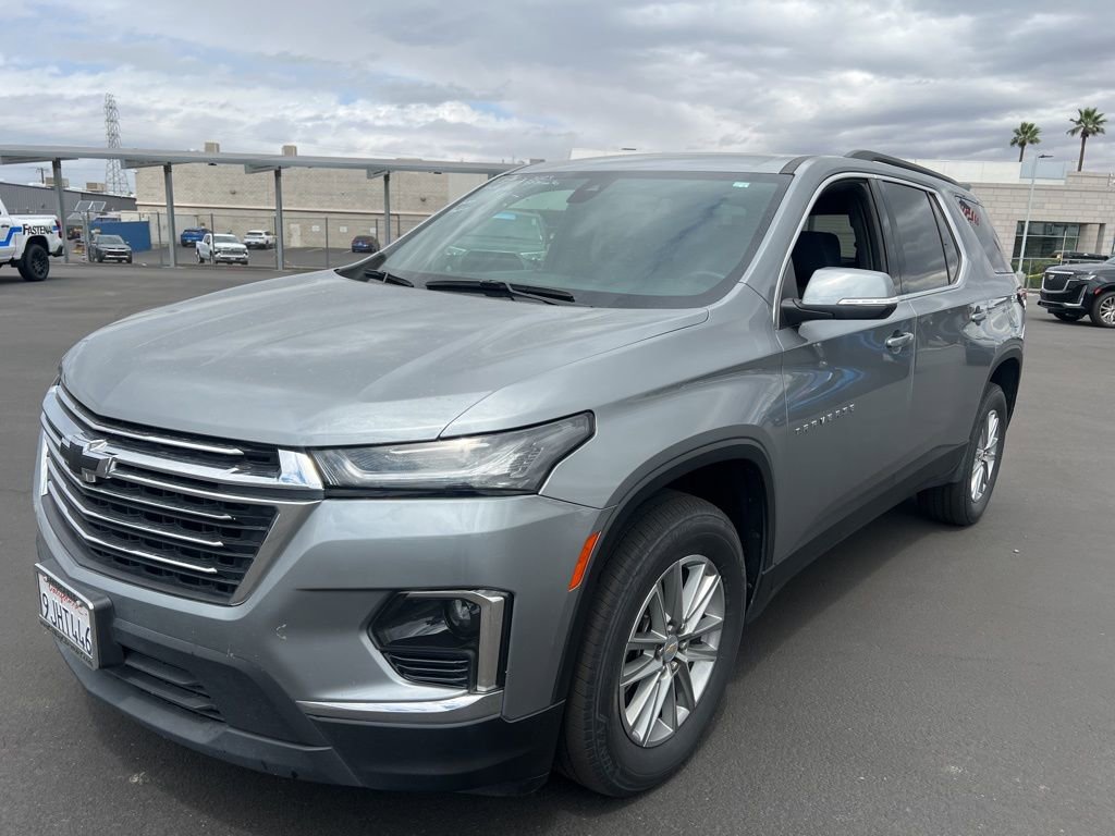 Certified 2023 Chevrolet Traverse LT FWD image 3