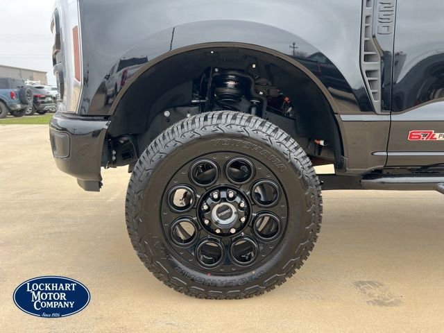 New 2025 Ford F250 XLT w/ Black Appearance Package image 10