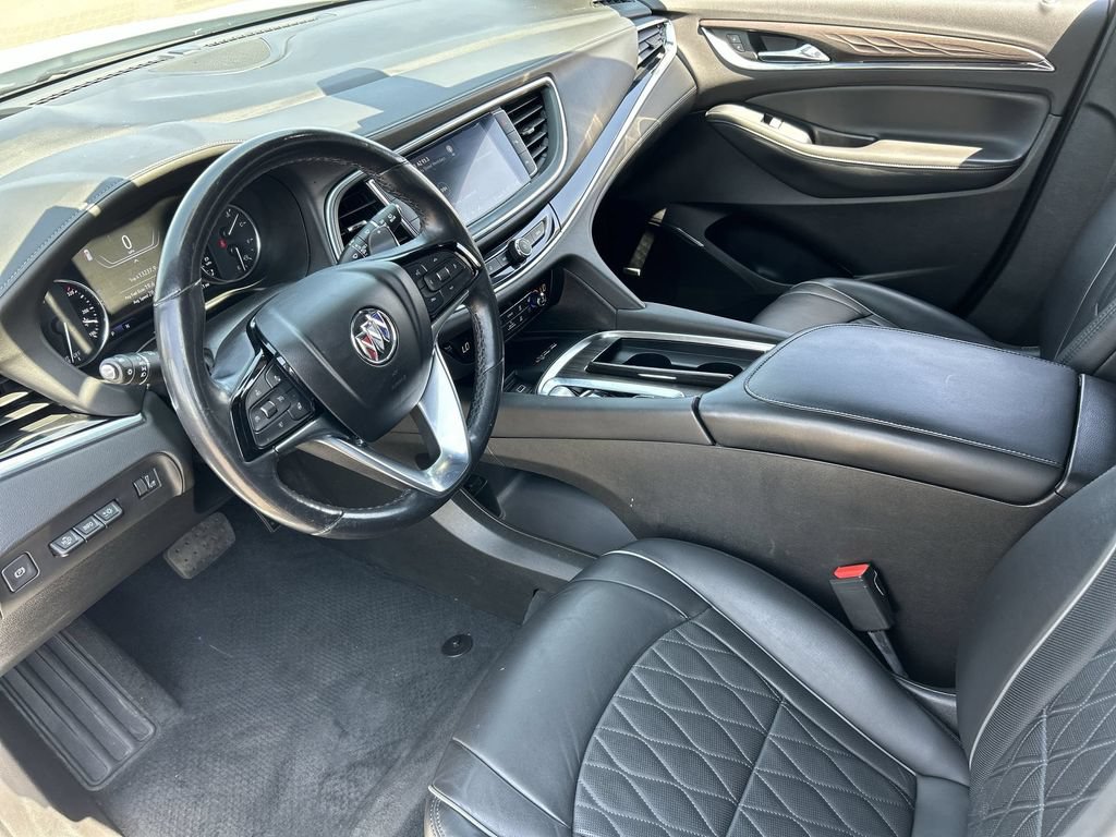 Used 2024 Buick Enclave Avenir w/ Avenir Technology Package FWD image 10