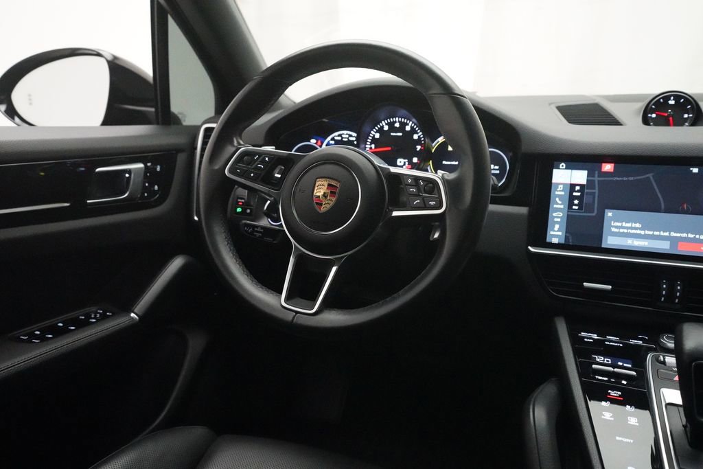 Certified 2021 Porsche Cayenne AWD/4WD image 18