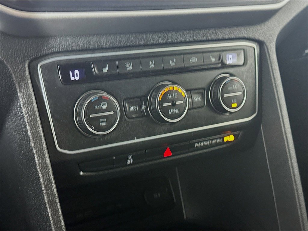 Used 2021 Volkswagen Atlas SE image 18