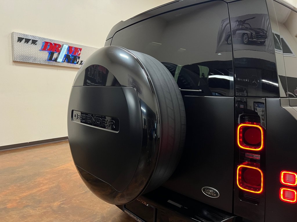 Used 2023 Land Rover Defender 110 X-Dynamic SE AWD/4WD image 52