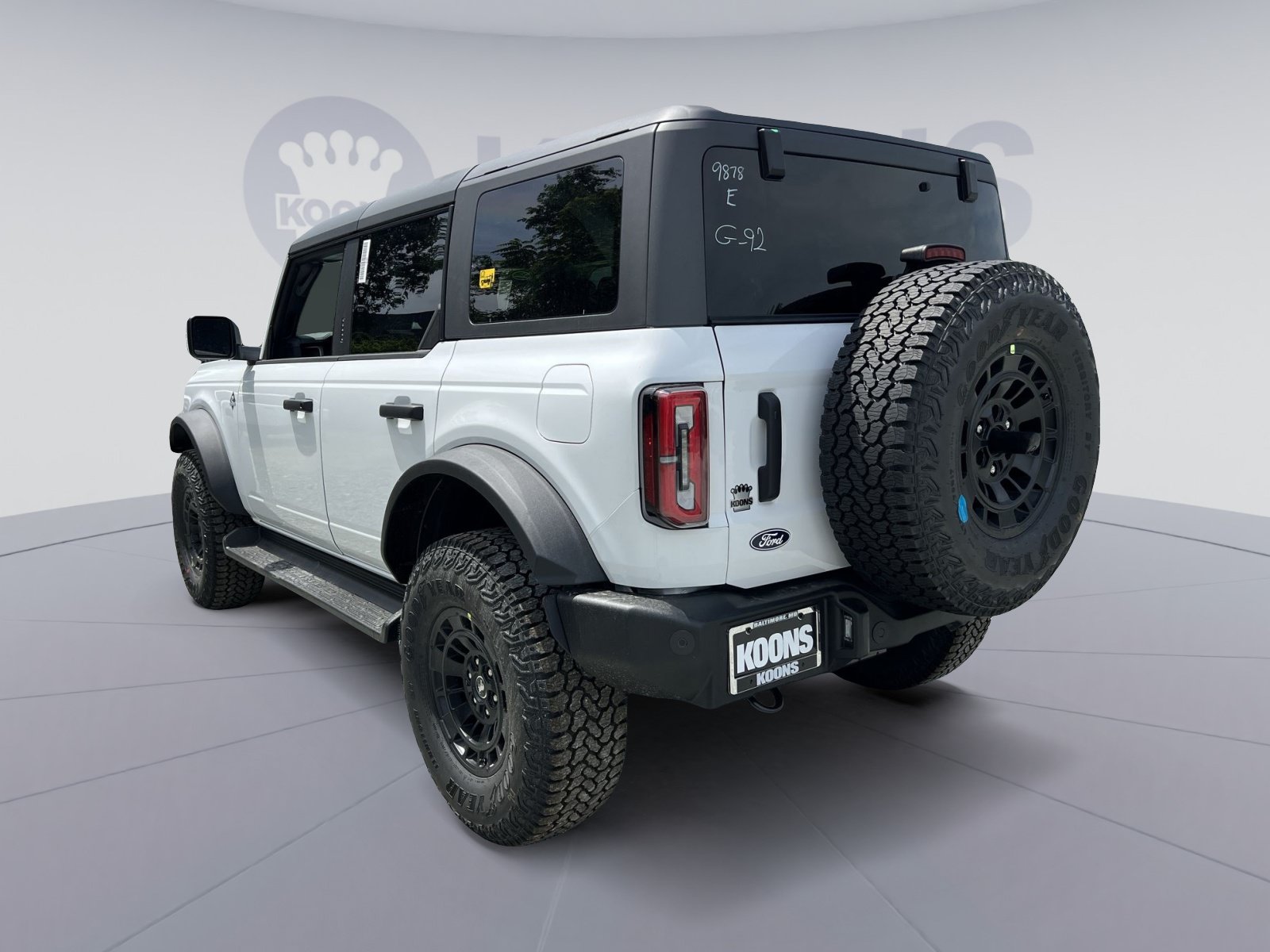 New 2026 Ford Bronco Outer Banks w/ Sasquatch Package AWD/4WD image 4