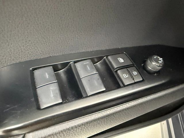 Used 2025 Toyota Camry XSE FWD image 29