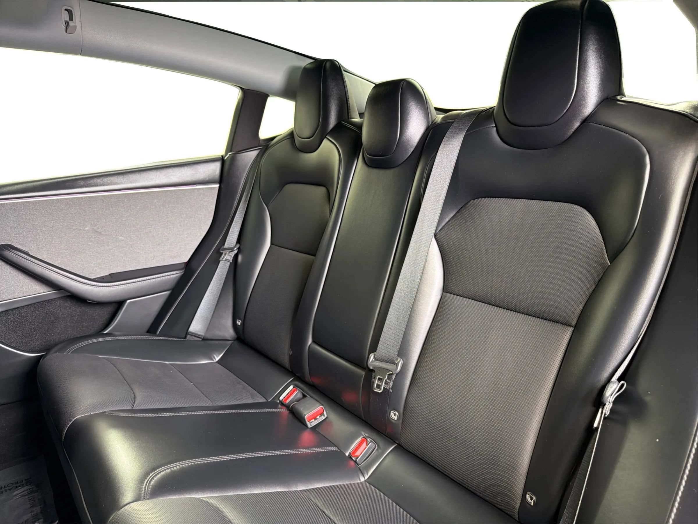Used 2025 Tesla Model 3 Long Range RWD image 10