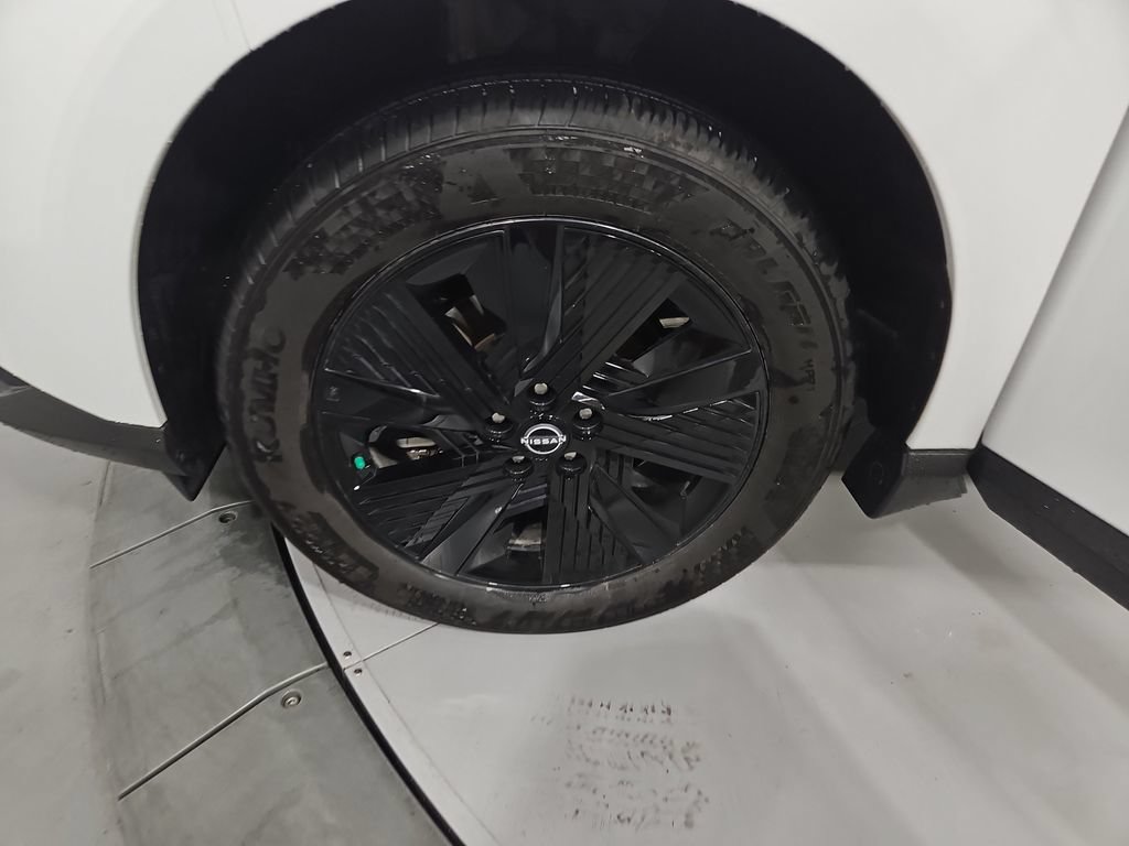 Certified 2025 Nissan Murano SV AWD/4WD image 27