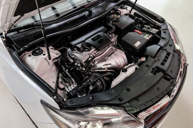 Used 2016 Toyota Camry SE FWD image 45