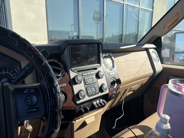 Used 2014 Ford F350 Lariat w/ Lariat Ultimate Package image 5