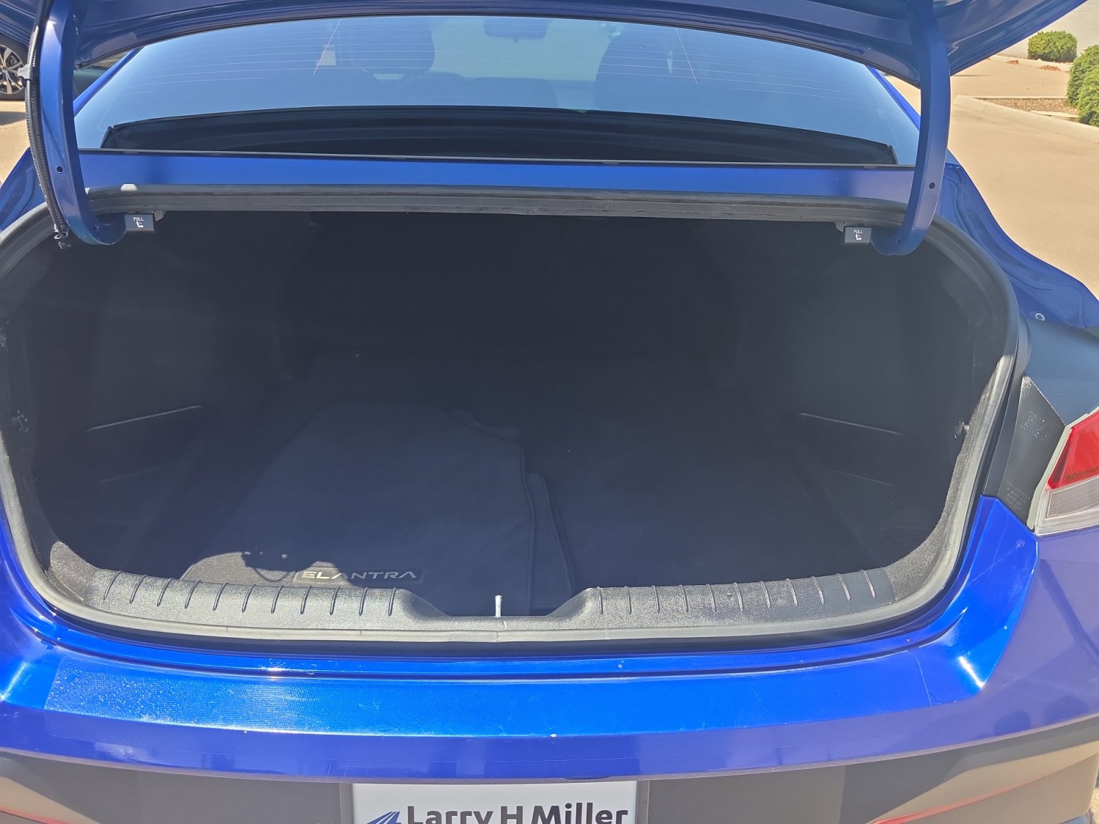 Used 2024 Hyundai Elantra SEL FWD image 34