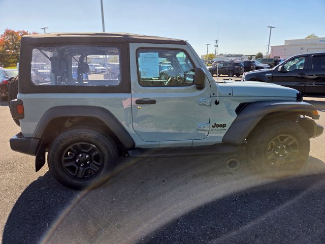 Used 2023 Jeep Wrangler Sport AWD/4WD image 17