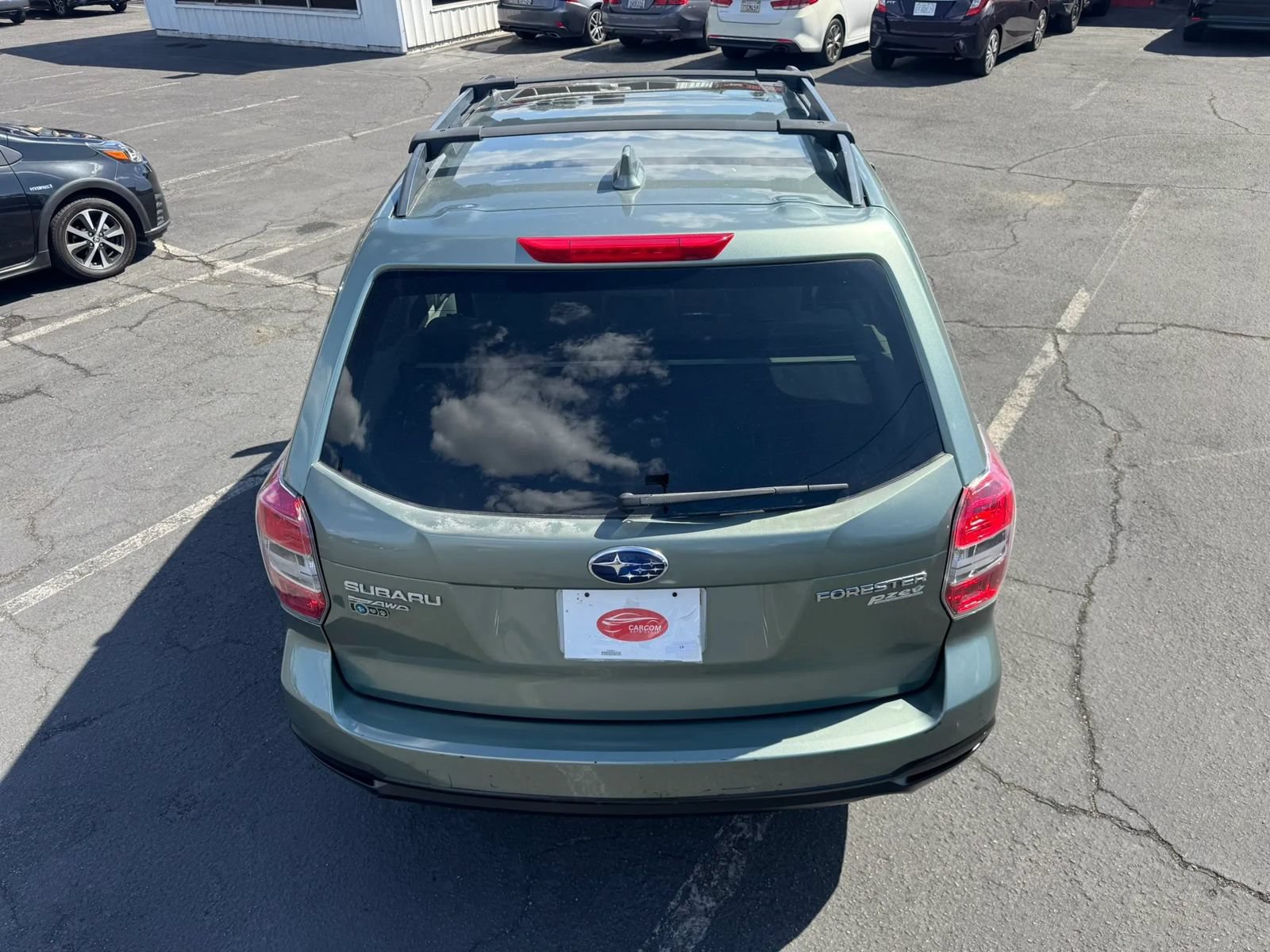 Used 2016 Subaru Forester 2.5i Premium w/ All-Weather Package AWD/4WD image 11