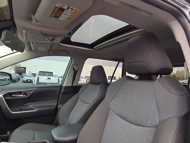 Certified 2025 Toyota RAV4 XLE w/ Convenience Package FWD image 10