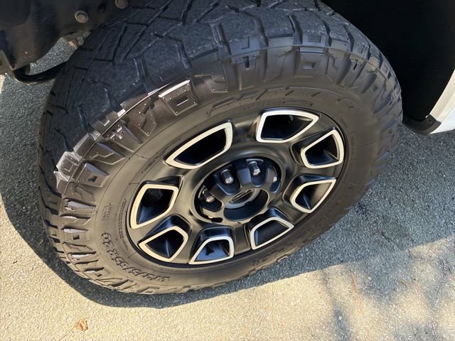 Used 2024 Ford F250 Platinum w/ FX4 Off-Road Package image 11
