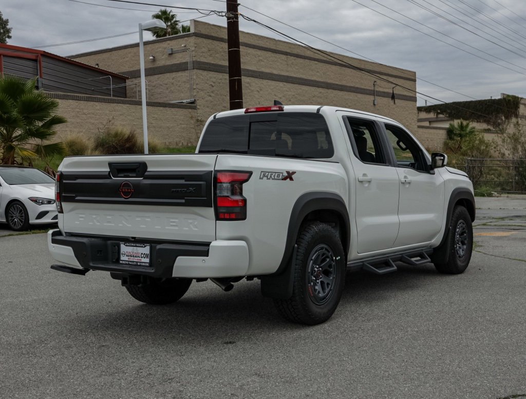 New 2026 Nissan Frontier Pro-X image 4