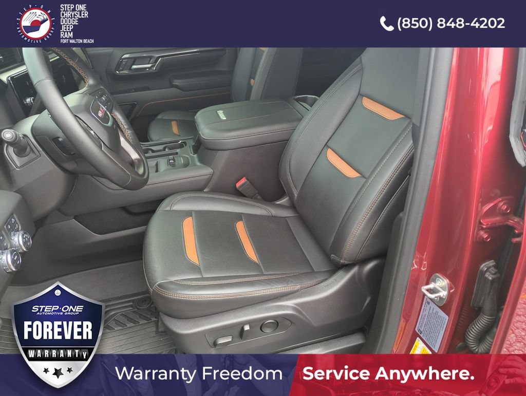 Used 2024 GMC Sierra 2500 AT4 w/ Technology Package AWD/4WD image 11