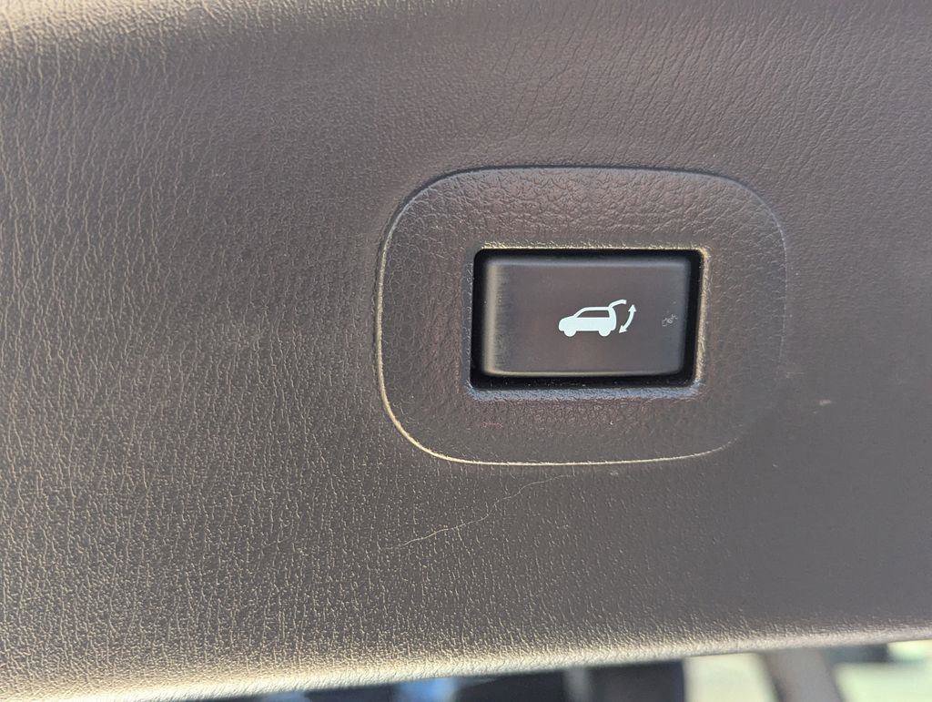 Used 2023 INFINITI QX80 Luxe w/ Cargo Package image 24