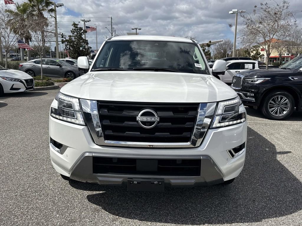 Used 2024 Nissan Armada SL w/ Captain's Chairs Package image 9