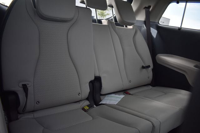 New 2026 Kia Carnival SX Prestige FWD image 16