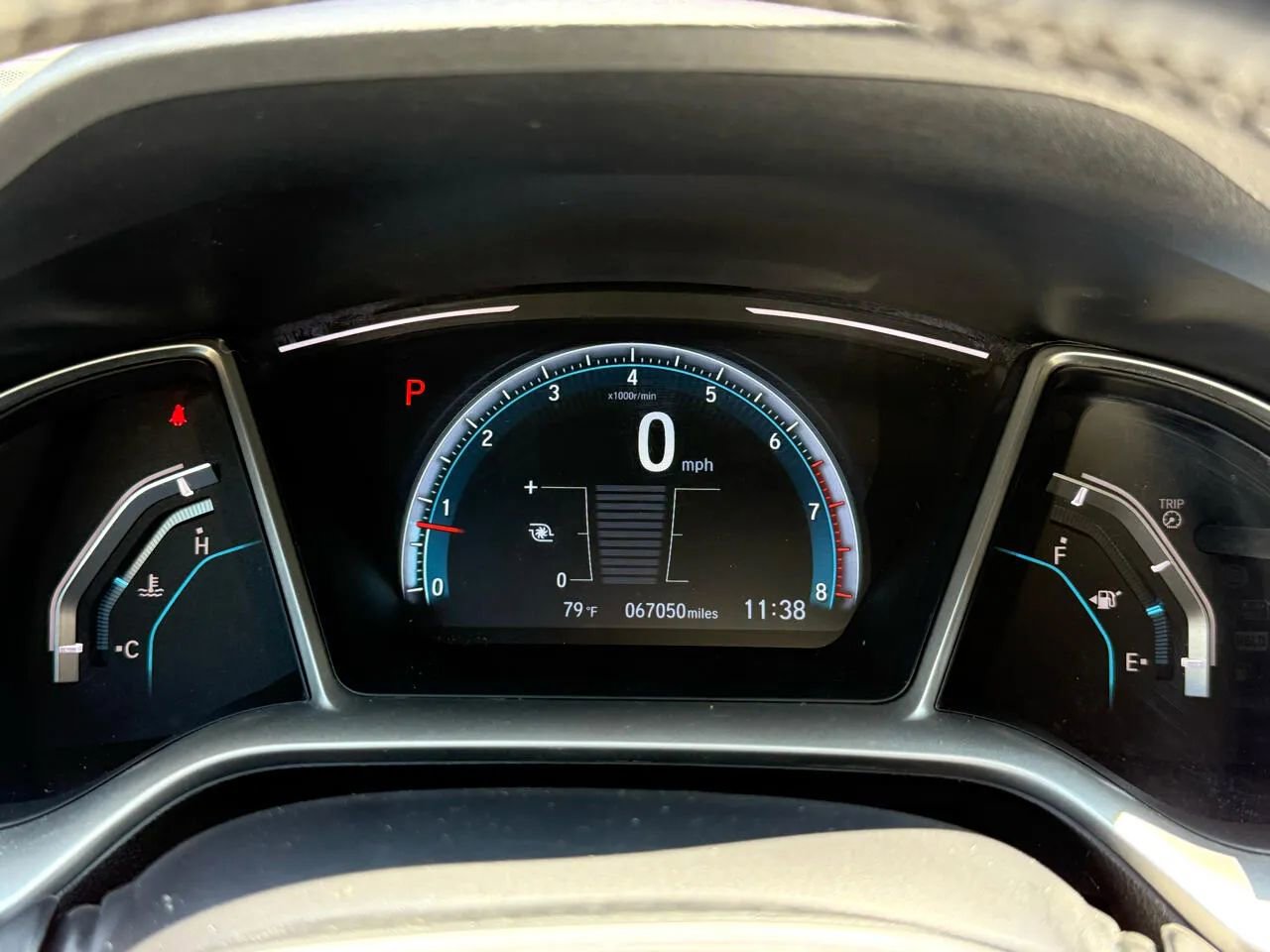 Used 2017 Honda Civic EX-L image 9