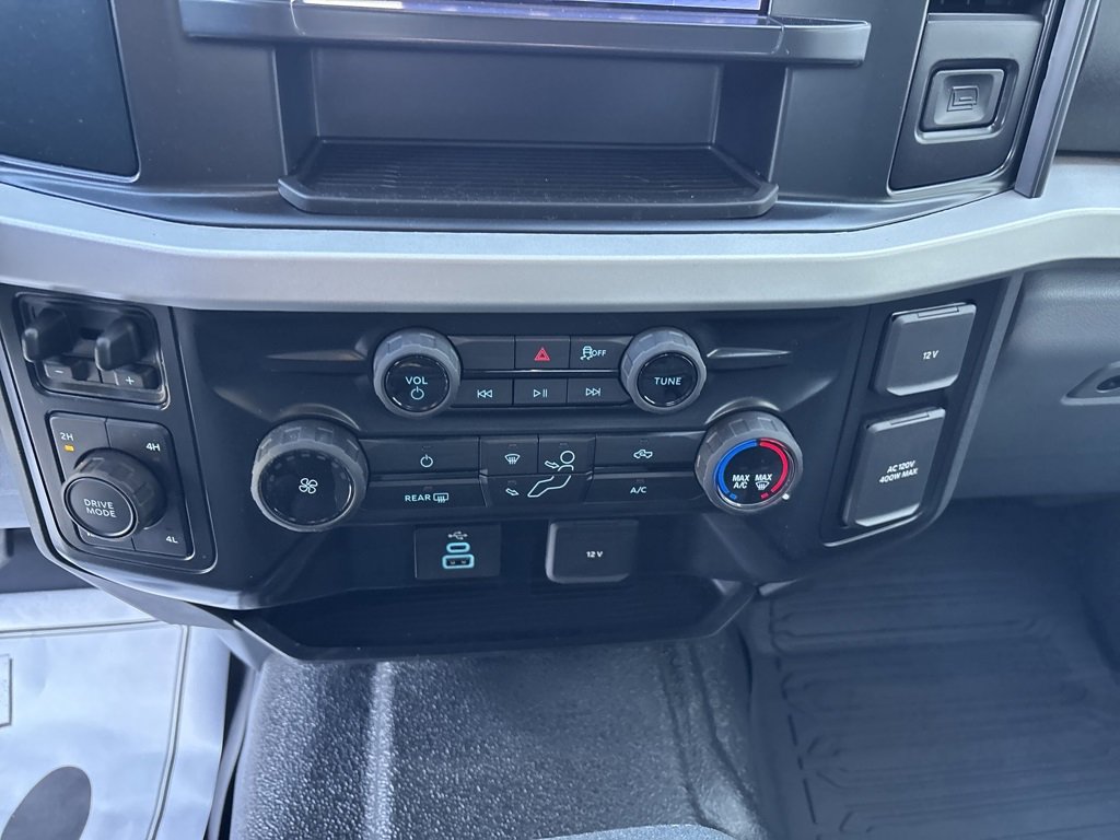 New 2026 Ford F350 XLT image 23