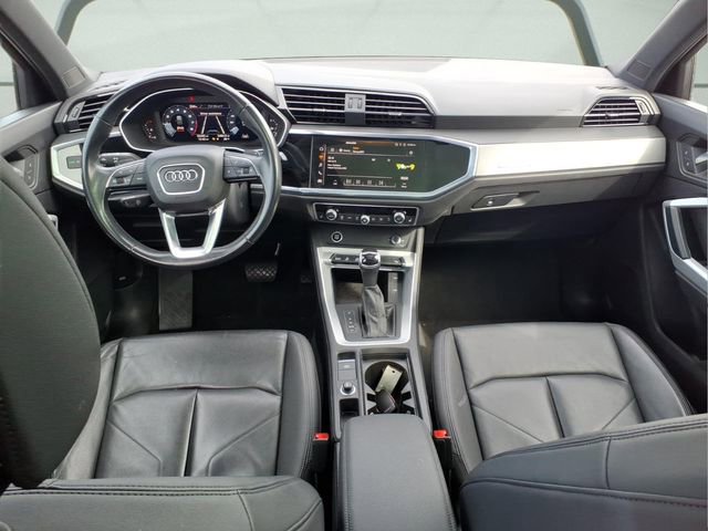 Used 2023 Audi Q3 2.0T Premium image 10