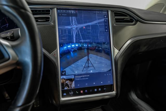 Used 2016 Tesla Model X 90D AWD/4WD image 30