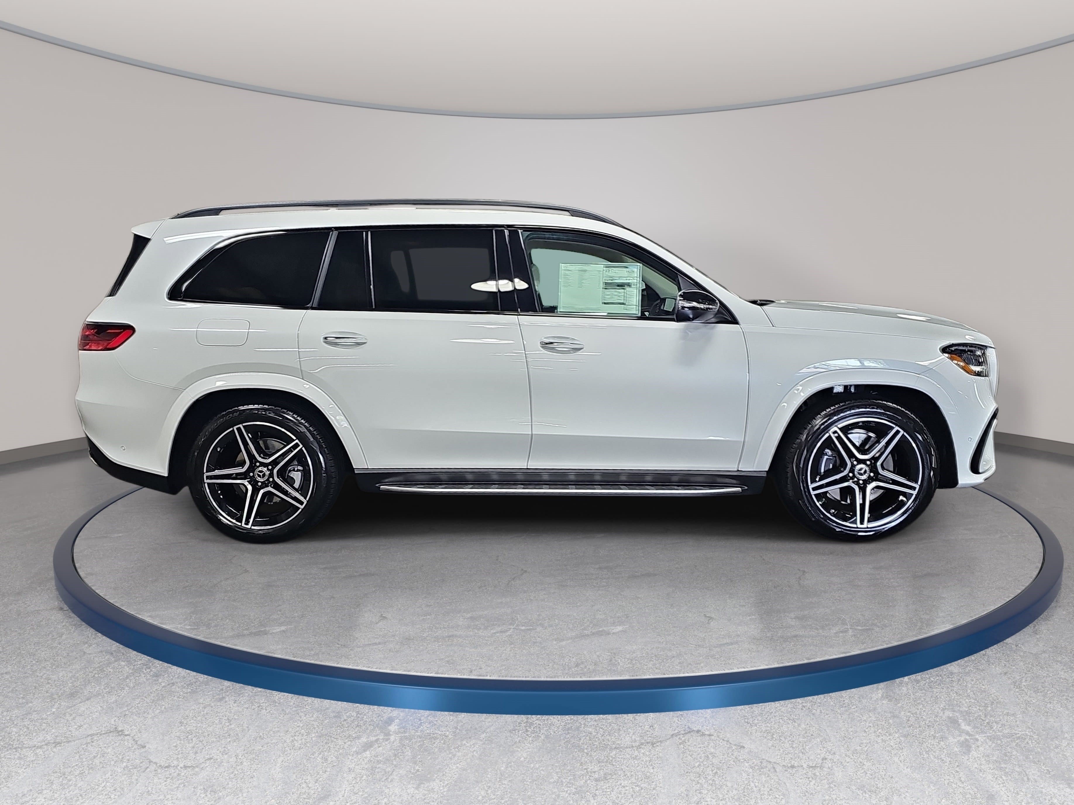 New 2026 Mercedes-Benz GLS 450 4MATIC image 4